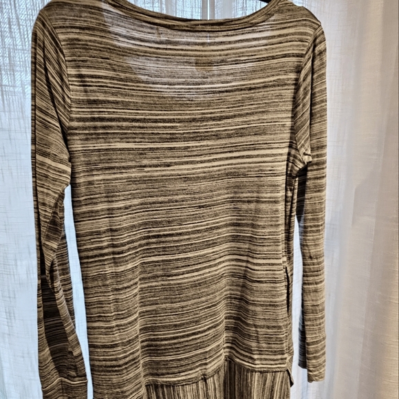 Top made by TOAD - Picture 2 of 3